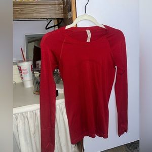 Lululemon swiftly tech size 4